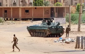 تجدد الاشتباكات بالأسلحة الثقيلة والخفيفة في الخرطوم