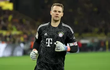 هل يشارك مانويل نوير في مباراة السوبر الألماني؟