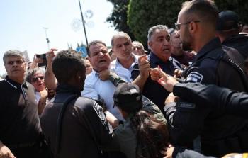 قمع شرطة الاحتلال لأعضاء كنيست عرب ورؤساء السلطات المحلية خلال احتجاج أمام وزارة المالية على حرمانهم من أموال الميزانية- أرشيف