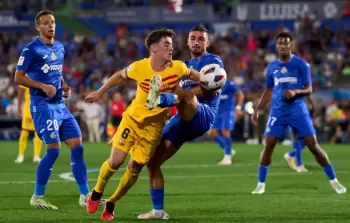 مباراة برشلونة وقادش.. بطل الليغا يبحث عن أول فوز بدون تشافي