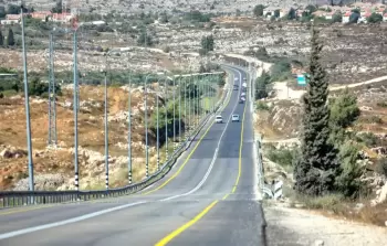 مخطط إسرائيلي ضخم لإقامة شبكة طرق استيطانية في الضفة الغربية