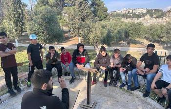 أطفال مقدسيون يتلون القرآن في باحات الأقصى- أرشيف