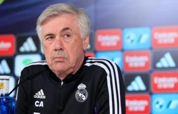 أنشيلوتي يدافع عن نفسه بعد الخسارة الأولى لريال مدريد