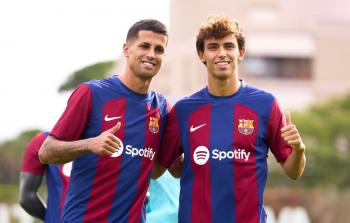 برشلونة يختتم الميركاتو باستعارة كانسيلو وفيليكس