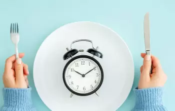 نوع معين من أنظمة الصيام الغذائية.. هذا ما يفعله بجسمك
