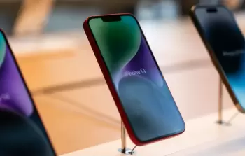شركة آبل تصدر تحديثاً أمنياً مهماً لأجهزة آيفون وآيباد