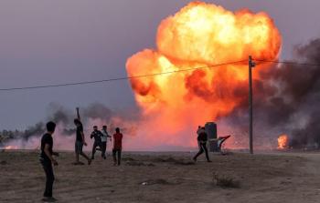 الشباب الثائر يفجرون عبوات محلية الصنع شرق قطاع غزة