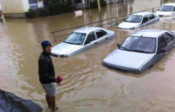 مصرع 4 أشخاص وفقدان 5 في فيضانات شمالي الجزائر