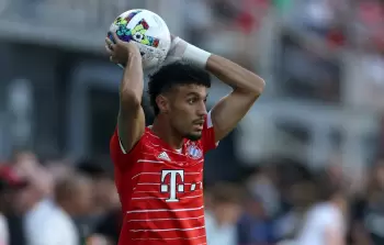 الدولي المغربي نصير مزراوي لاعب نادي 