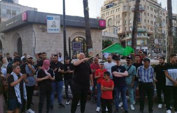 مواطنون في الضفة خلال مسيرة