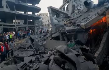 عملية تدمير شديدة شهدتها محافظات قطاع غزة من قبل طائرات الاحتلال