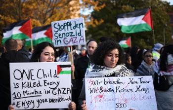 عشرات الآلاف في لندن يدعون لوقف إطلاق النار في غزة