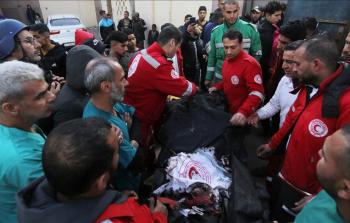 طواقم الهلال الأحمر بغزة