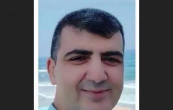 صورة الطبيب إياد الرنتيسي