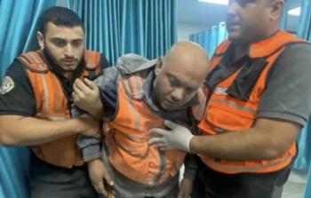 صورة أرشيفية من استهداف الاحتلال لطواقم الدفاع المدني