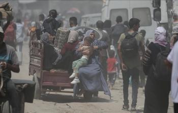 دير البلح.. 25 مركزاً للإيواء خرجوا عن الخدمة إثر إخلاء الاحتلال لأحياء جديدة بالمدينة