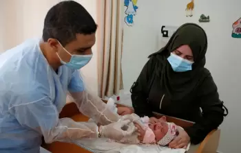 الصحة العالمية: تطعيم أكثر من 189 ألف طفل ضد شلل الأطفال في غزة