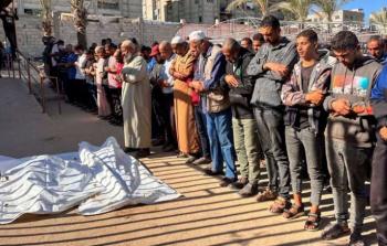 انتشال 8 فلسطينيين استشهدوا بغارات إسرائيلية على رفح