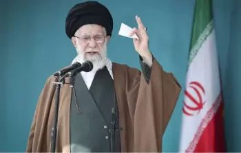 خامنئي: لا يمكنُ إخماد 