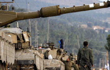 دبابات إسرائيلية بالقرب من الحدود مع لبنان.png