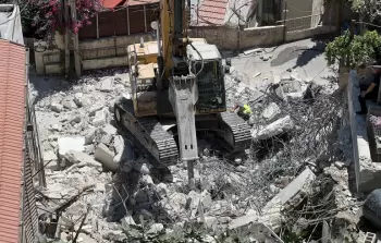 الاحتلالُ يشنُّ حملة اقتحامات في طوباس وقلقيلية ويهدمُ منزل الشّهيد مهند العسود