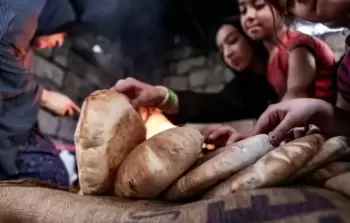 بمشاريع صغيرة تتغلَّب النَّازحات الغزيَّات على الجوع