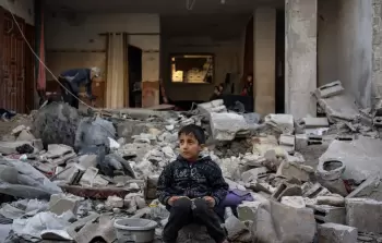 أسلحةُ الموت تتعدَّد: غزَّة تحت وطأة حصارٍ خانق وحرب إبادة