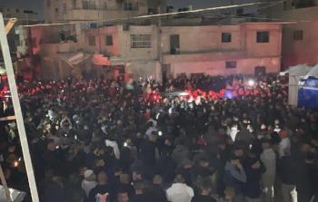 المتظاهرون نددوا باغتيال أجهزة أمن السلطة يزيد جعابصة أحد قادة كتيبة جنين