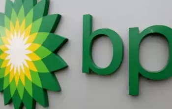 فلسطينيُّون يرفعون دعوى ضدَّ شركة 