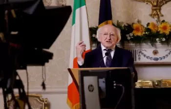 رئيس أيرلندا يُشعل (إسرائيل) غضبًا بعد حديثه عن بناء مستوطنات في مصر