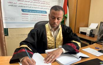 الباحث الفلسطيني إسماعيل الثوابتة