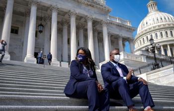 عضوا مجلس النواب الأميركي جمال بومان وكوري بوش