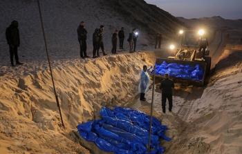 من الأحياء إلى الأموات... جرائم الاحتلال الإسرائيليِّ لا تتوقَّف عند حدود