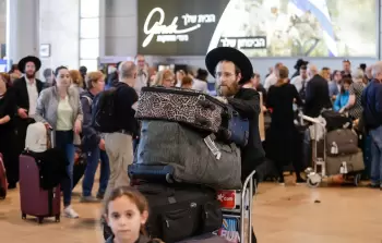 باحث: الهجرة بـ(إسرائيل) تعكس أزمةً عميقة في المجتمع 