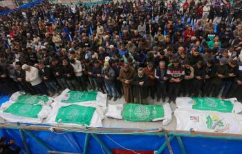 بينهم القائد الضَّيف... كتائب القسَّام تشيَّع 15 شهيدًا من قادتها وعناصرها في خان يونس