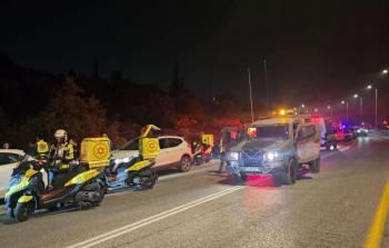 عملية دهس مزعومة قرب رام الله: إصابة خطيرة لسائق فلسطيني وإصابة جندية