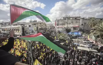 على مدار أكثر من عام ونصف من الإبادة الإسرائيليّة في غزّة لم تدفع فتح بجماهيرها إلى الشارع من أجل وقف الحرب