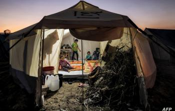 سكَّان غزَّة يتطلَّعون إلى الإغاثة العاجلة ورفدهم بالكهرباء وعلاج المرضى 