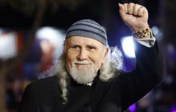 فنَّان يهوديّ إيطاليّ: هجوم حماس في 7 أكتوبر كان شرعيًّا