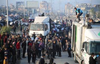 المكتب الحكومي: جميع الطَّواقم والأجهزة الحكوميَّة تواصل عملها لليوم الثَّاني لتسهيل عودة النَّازحين