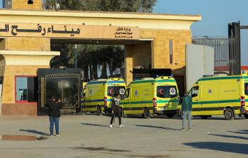 الصِّحَّة بغزَّة: الاحتلال يتعمَّد عرقلة سفر الحالات المرضيَّة عبر معبر رفح