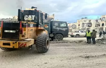 بلديَّة رفح: جيش الاحتلال استهدف طواقمنا أثناء عملها على إزالة الرُّكام
