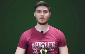 سرايا القدس تبثُّ مشاهد للأسير الصُّهيوني توربانوف لحظة تسلُّمه قرار الإفراج عنه