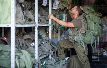 الاحتلال يحشد قوات إضافية حول قطاع غزة