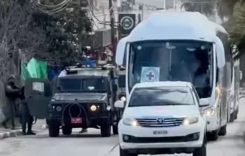 وصول الأسرى المحررين بصفقة طوفان الأحرار إلى رام الله