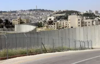 حماس: ترحيل الأسرى من القدس استكمال لمخطط التَّهويد والتَّوسع الاستيطاني