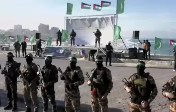 تحليل: أوراق قوَّة بيد حماس لإجبار (إسرائيل) على استكمال مفاوضات وقف إطلاق النَّار