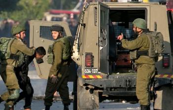 إصابات برصاص الاحتلال في رام الله وحملة اقتحامات في نابلس والخليل