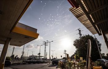 صافرات الإنذار تدوي في مستوطنات شمال فلسطين المحتلة عقب رشقة صاروخية من لبنان