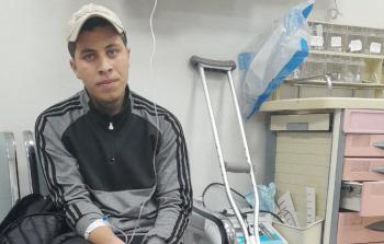 صهيب حمد.. جرح غائر في ساقه يعمقه حصار ضحايا الحرب